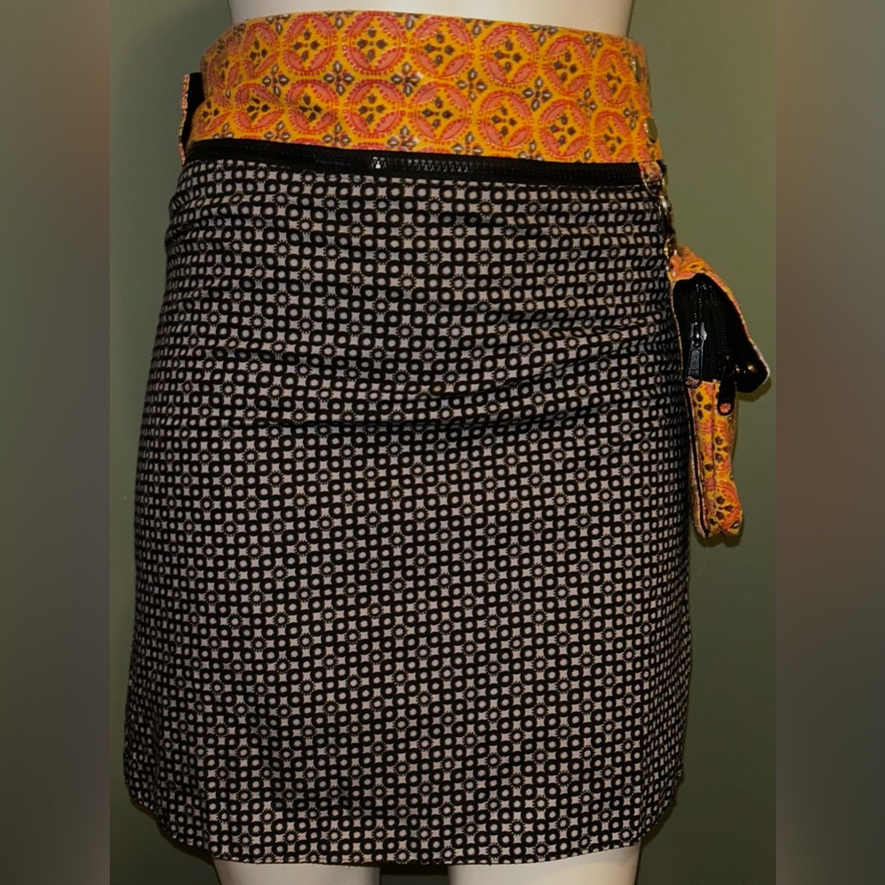 Zand Amsterdam Reversible Wrap Skirt w/ Bonus Purse